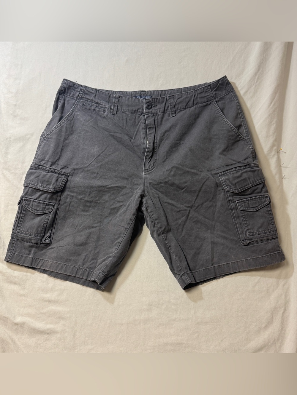 Architect Men's Charcoal Gray Cargo Shorts